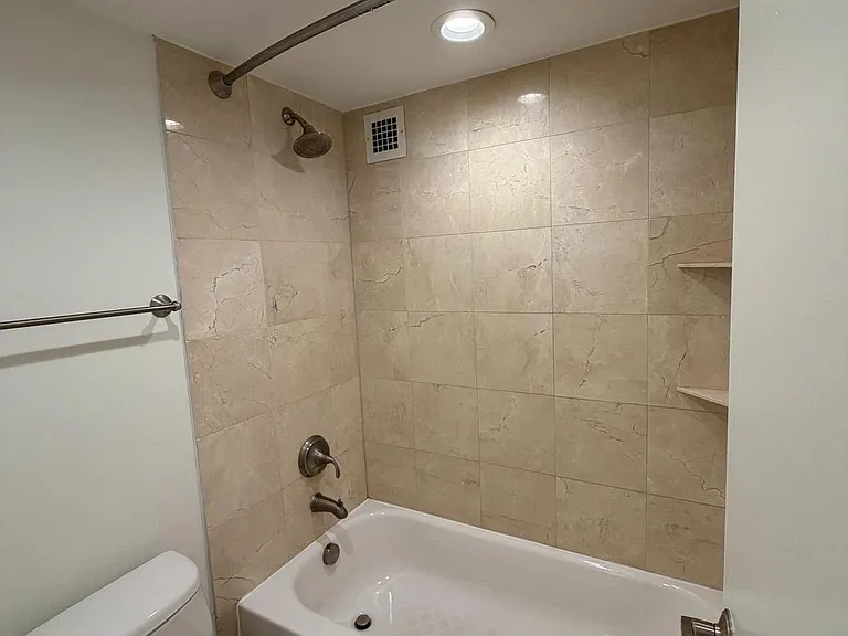 7333 New Hampshire Ave #507N — Photo 16