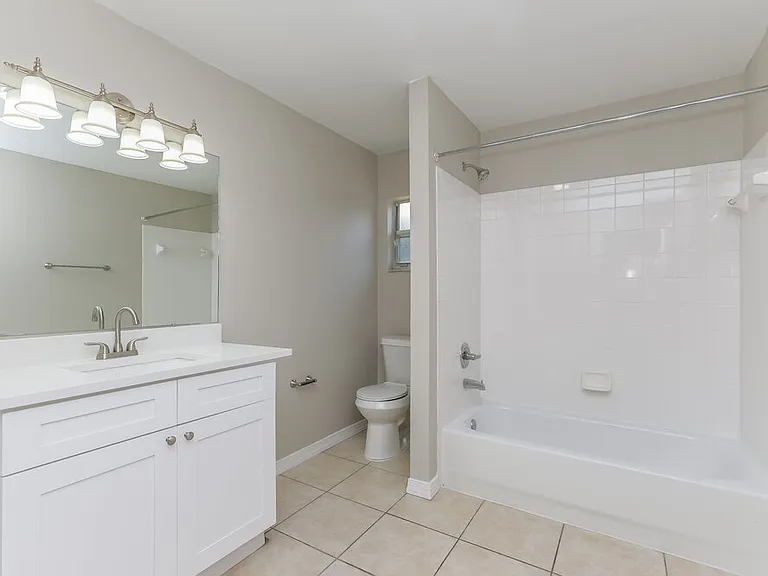 1033 S New York Ave — Photo 13