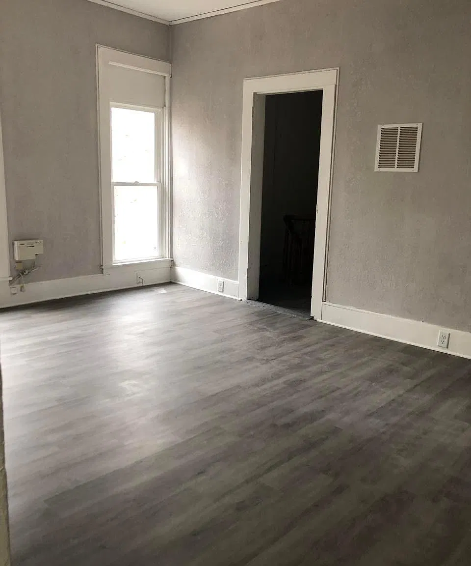 535 W Tipton St — Photo 4