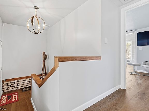 24th image of this home