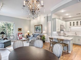 2211 Briarglen Dr APT 305, Houston, TX 77027