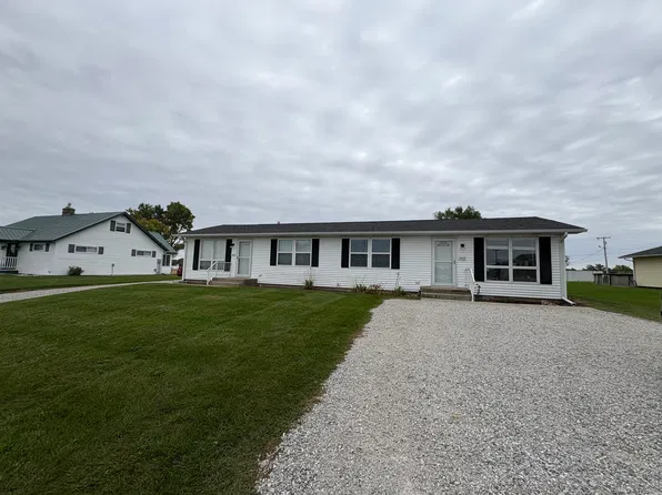 304 S Syracuse Webster Rd #2, Syracuse, IN 46567