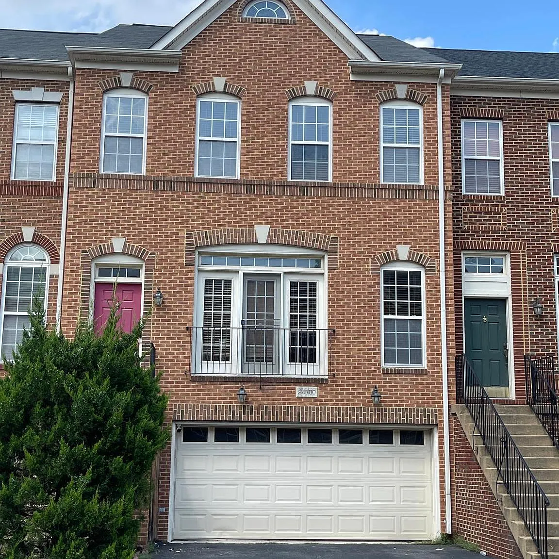 4 bed, 3.5 bath, 2928 sqft, $3,450 — Photo 4