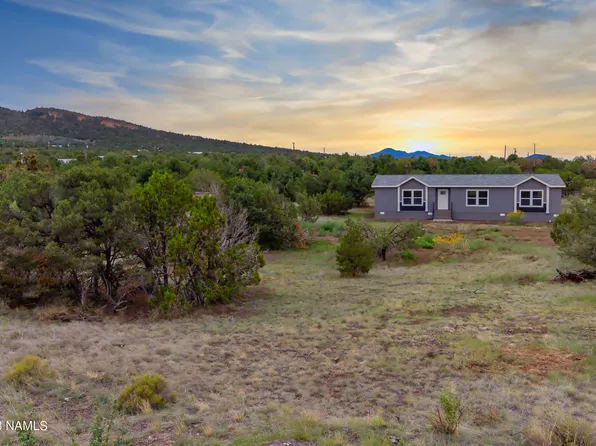 1604 W Coyote Ln, Williams, AZ 86046
