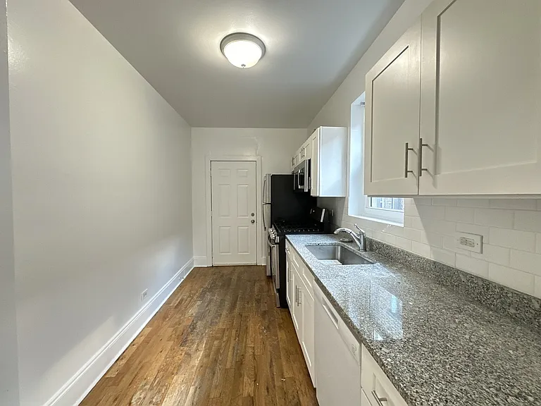 3533 W Fullerton Ave #4 — Photo 3