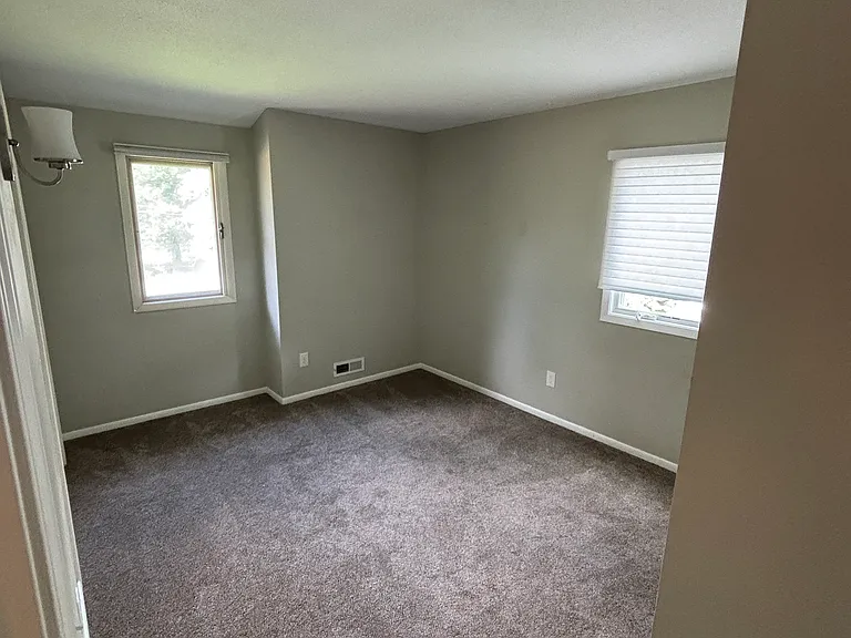 6008 Erin Ter — Photo 14