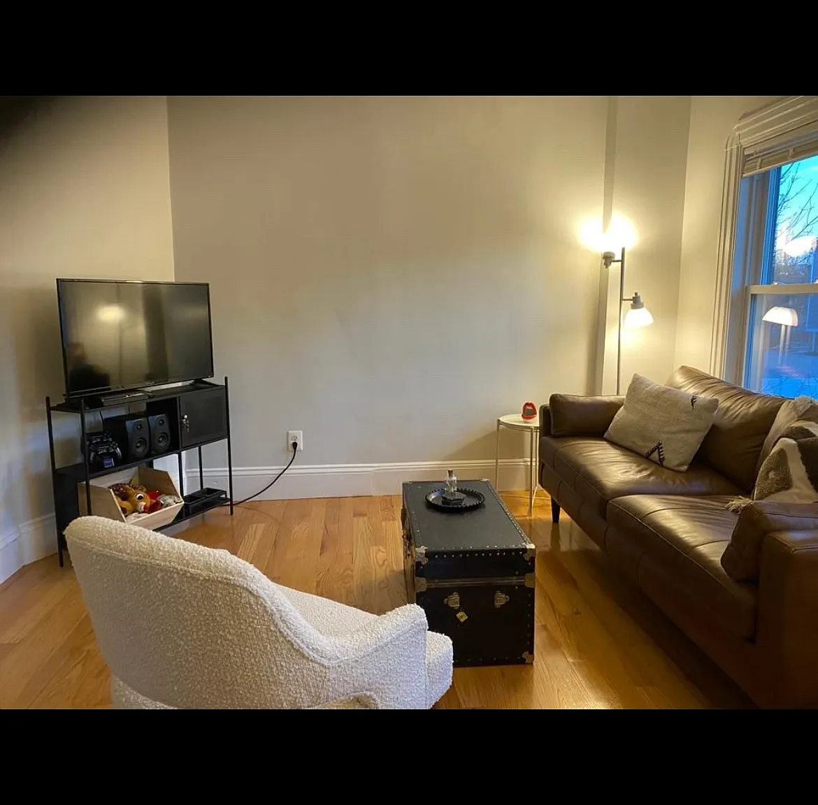 2 bed, 900 sqft, $2,150 — Photo 3
