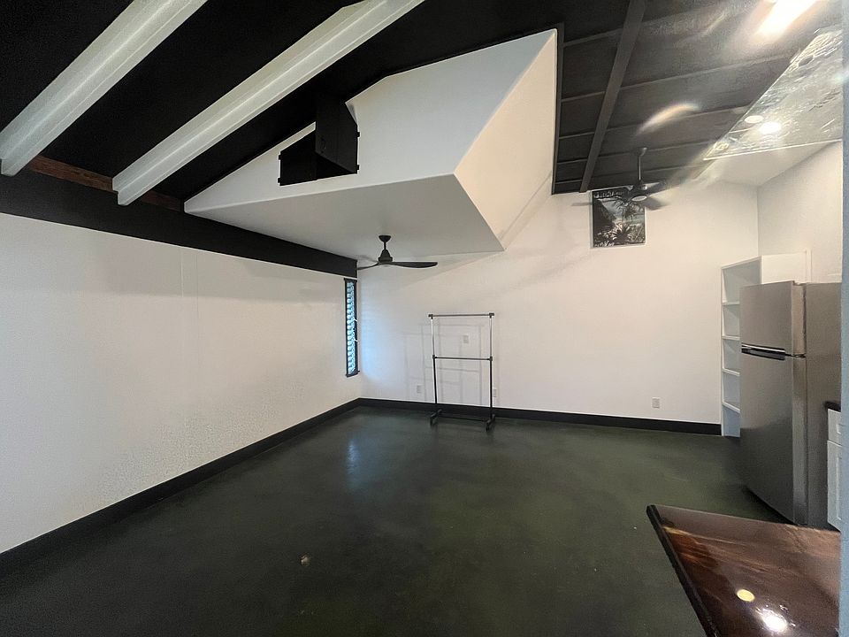 2nd image of 6617 Kuhoho St