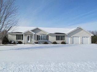 W25190 Todd Rd, Trempealeau, WI 54661