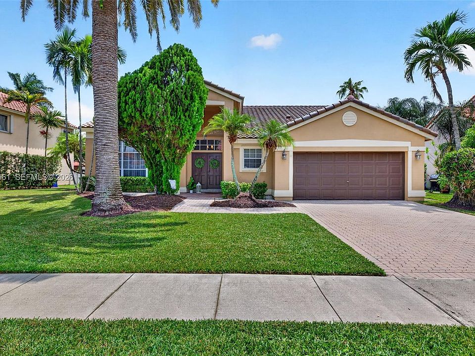 1st image of 19352 NW 11th St