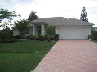 2525 SE Grand Dr, Pt Saint Lucie, FL 34953