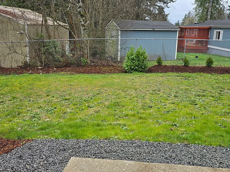 2261 E Crestview Dr — Photo 25