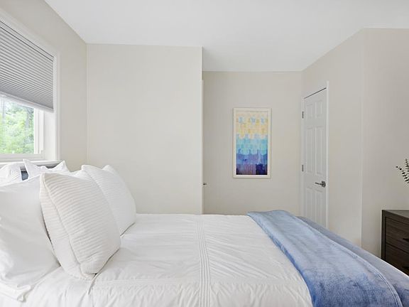2nd image of 1309 Hudson Ave APT E2