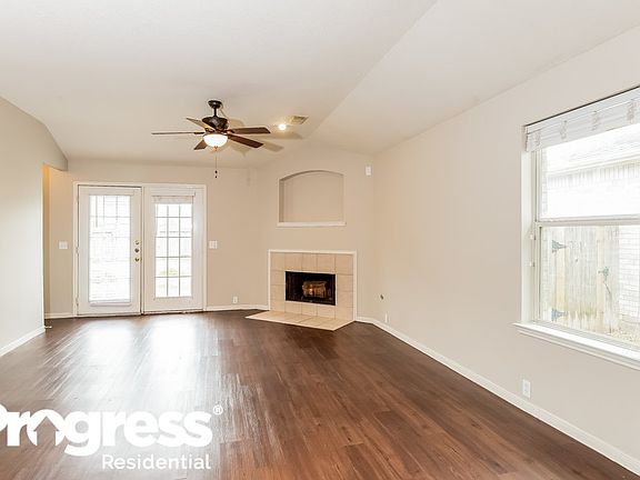 2nd image of 17303 Stone Peaks Dr