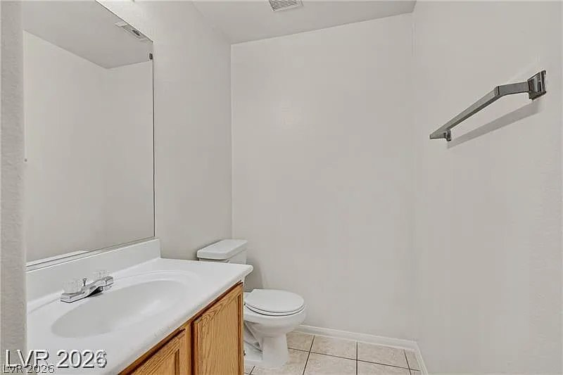 3 bed, 2.5 bath, 1351 sqft, $1,855 — Photo 4