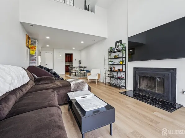 1105 Jesse Way, Piscataway, NJ 08854