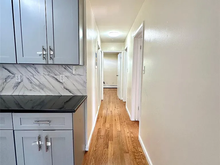 2069 Lacombe Ave #2 — Photo 15