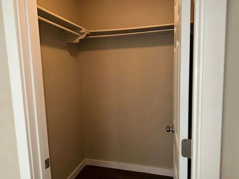Residences at Lakeshore — Photo 10