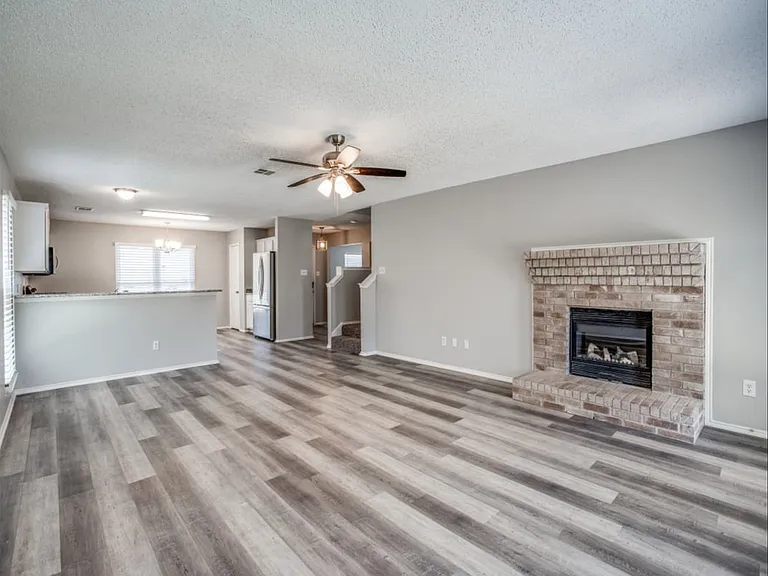 624 Canyon Pl — Photo 2