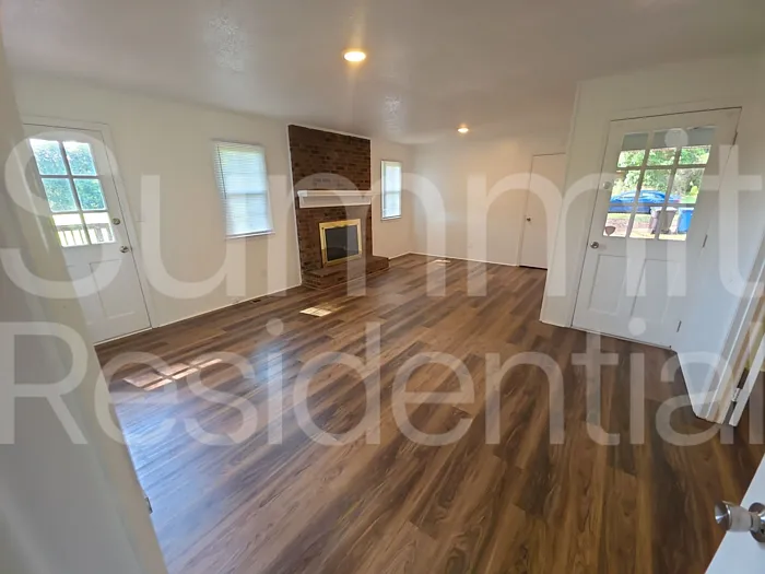 1215 Wade Stephenson Rd — Photo 2