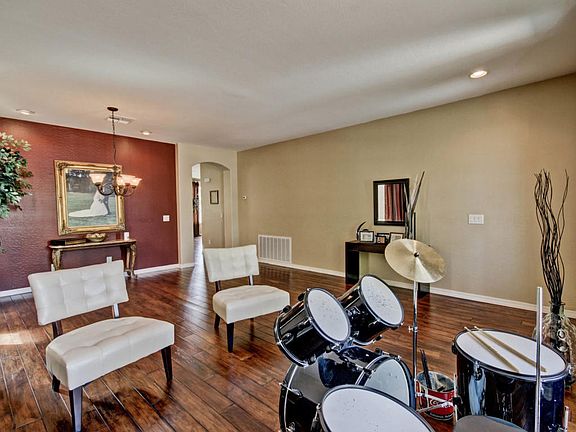 5th image of 10411 W Carlota Ln