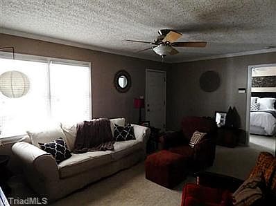 4th image of 3005 Joan Ave