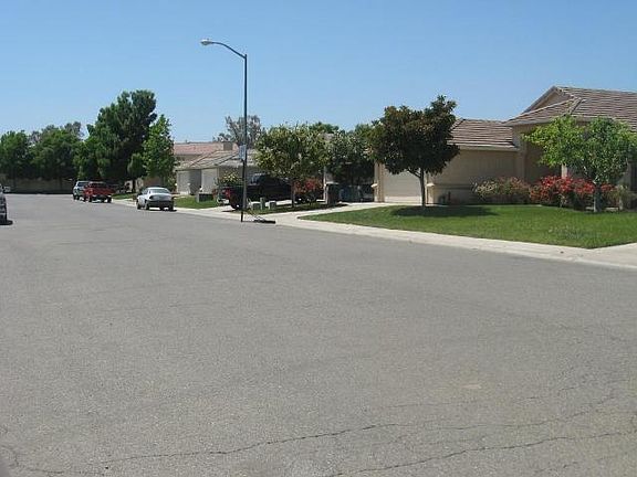 2nd image of 484 San Antonio Dr
