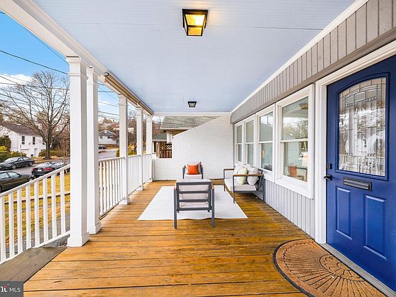 2nd image of 1615 45th St NW