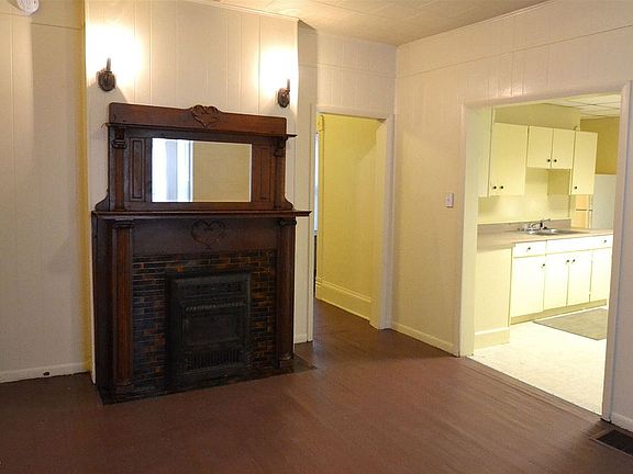 Family room or formal dining room