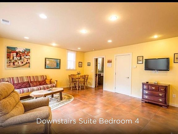 5th image of 275 Claremont Blvd