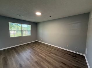 702 N Jackson St, Spring Hill, KS 66083