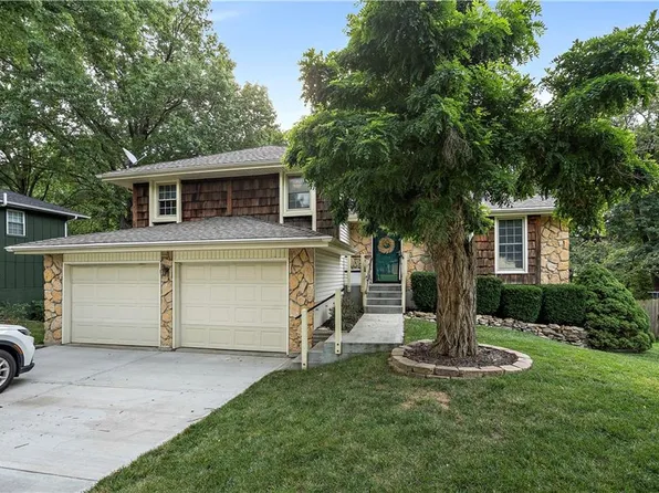 7803 N Stoddard Ave, Kansas City, MO 64152