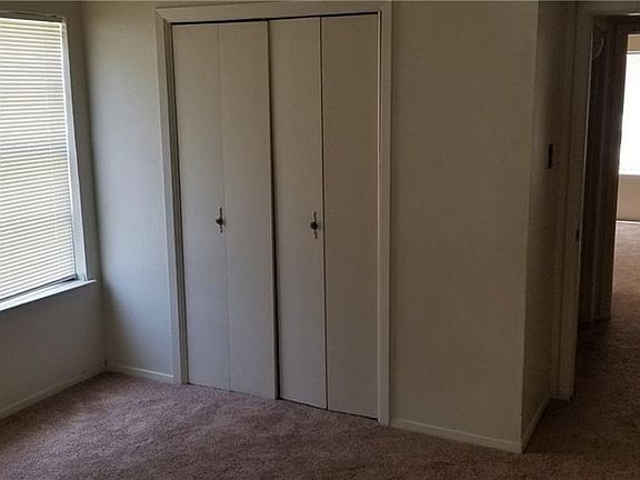3rd image of 1315 Quail Cir
