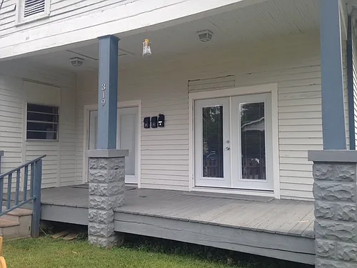 319 Stewart St #B Photo 1