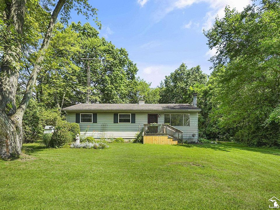 1st image of 814 Fairfield Dr