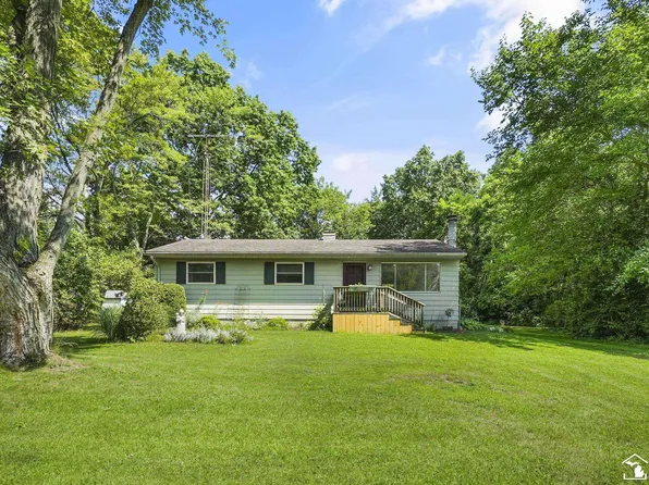 814 Fairfield Dr, Temperance, MI 48182