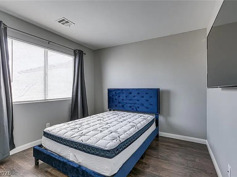 10010 Fragile Fields St — Photo 16