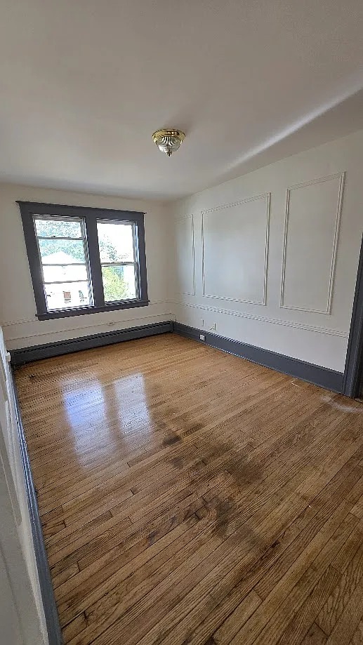 2 bed, 700 sqft, $1,695 — Photo 1