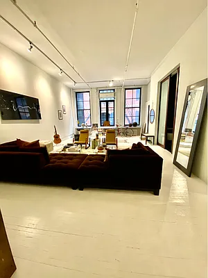 Rented by Dynamik Realty | media 24