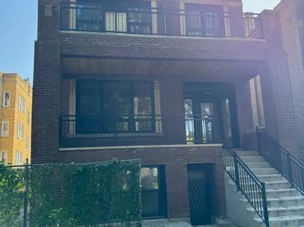 2923 W 24th Blvd, Chicago, IL