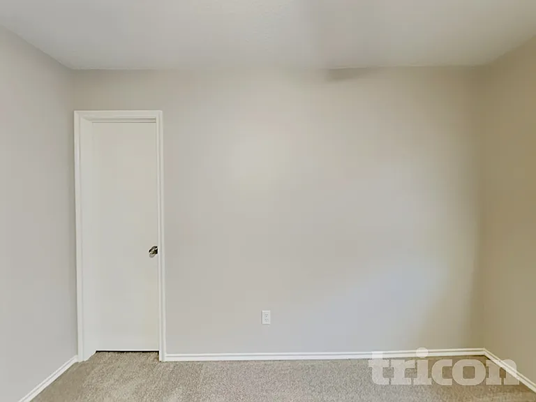 135 Jefferson Dr — Photo 11