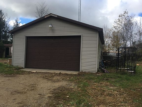 2nd image of 2612 56th St