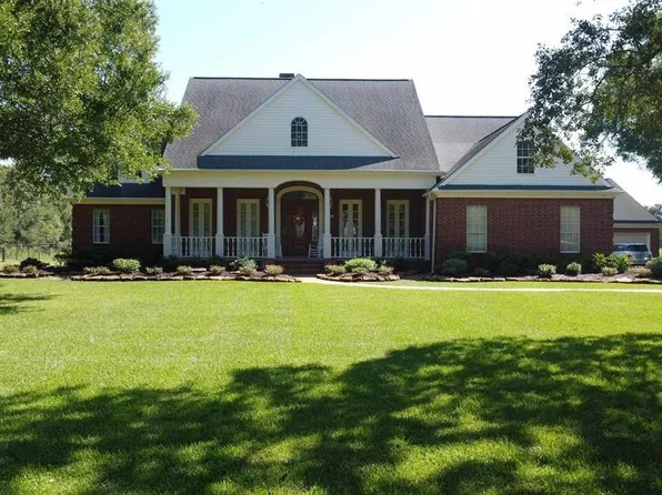 1655 Wooten Rd, Beaumont, TX 77707