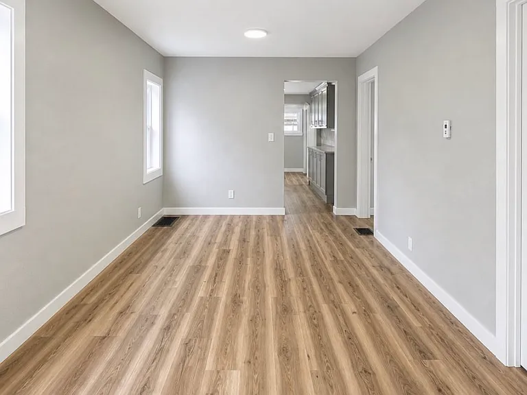 3138 W Colorado Ave — Photo 2