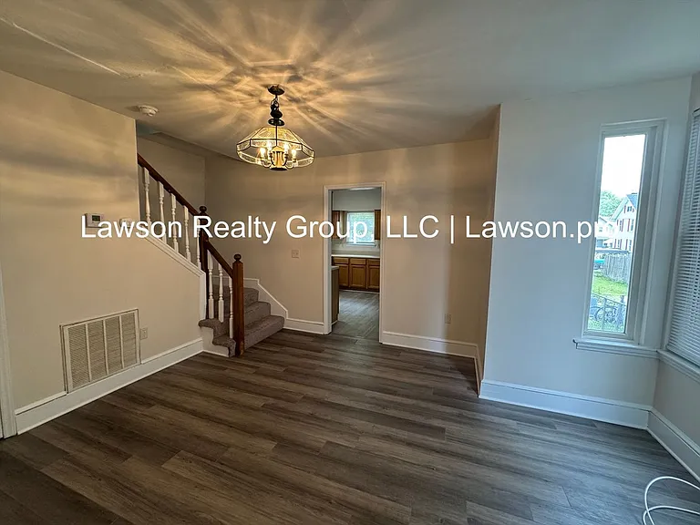 813 Gilmer Ave NW — Photo 10