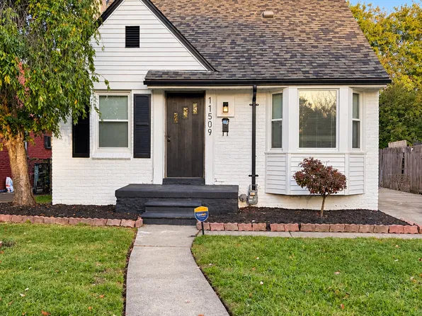 11509 Balfour Rd, Grosse Pointe, MI 48224