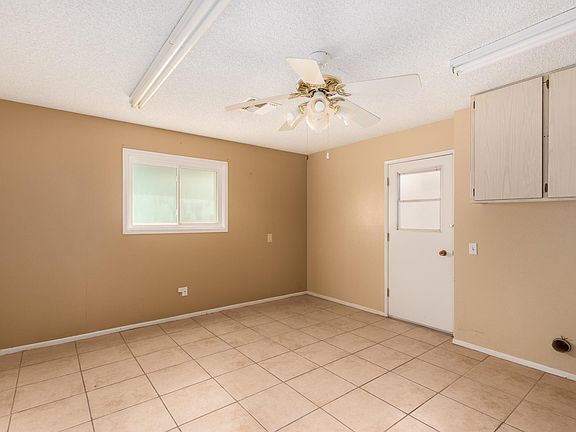 4th image of 18018 N 134th Dr