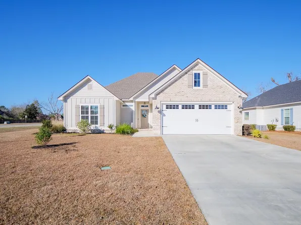 4901 Hatfield Cir, Hahira, GA 31632