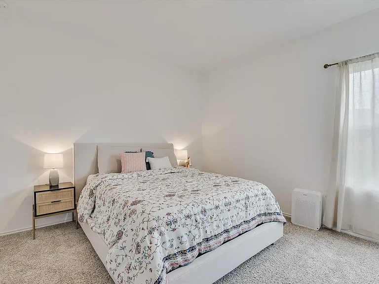 2712 Louris Ln — Photo 11