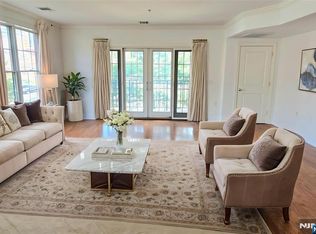 54 Polifly Rd APT 201, Hackensack, NJ 07601